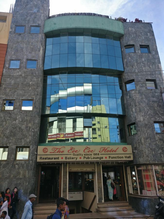 The Eee Cee Hotel Shillong Bagian luar foto